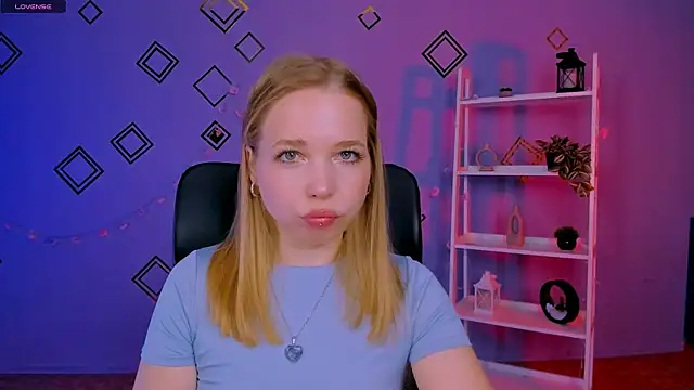 Snapshot of teya_starling chatting on April 26, 2026, 7:38 am teya starling online show from April 26, 2026, 7:38 am