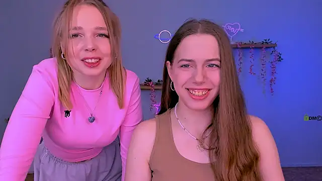 Snapshot of teya_starling chatting on April 18, 2026, 7:33 am teya starling online show from April 18, 2026, 7:33 am