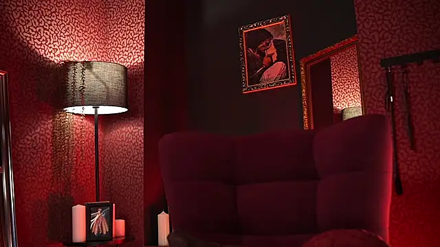 Snapshot of Roxa_Lana chatting on February 8, 2026, 1:47 am Roxa Lana online show from February 8, 2026, 1:47 am