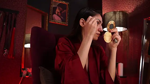 Snapshot of Roxa_Lana chatting on February 22, 2026, 1:57 pm Roxa Lana online show from February 22, 2026, 1:57 pm