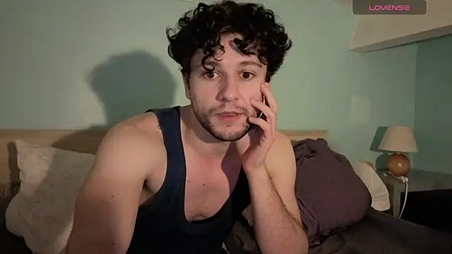 Snapshot of EvanIz101 chatting on January 6, 2026, 11:20 pm EvanIz101 online show from January 6, 2026, 11:20 pm