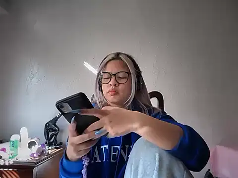 Snapshot of Tina_Slick chatting on July 3, 2026, 7:48 am Tina Slick online show from July 3, 2026, 7:48 am
