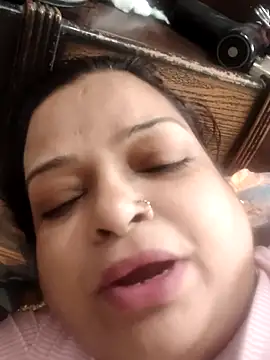 Snapshot of Sexey-Model21 chatting on June 11, 2026, 5:15 am Sexey-Model21 online show from June 11, 2026, 5:15 am