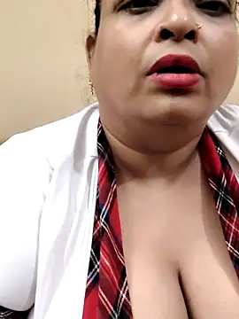 Sexey-Model21 online show from April 18, 2026, 8:09 pm