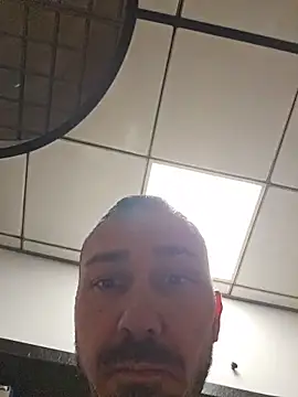 kunzpl online show from December 16, 2025, 5:39 pm