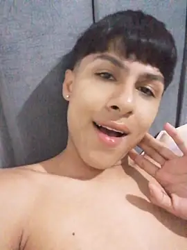 StormLuxX online show from February 6, 2026, 11:45 pm