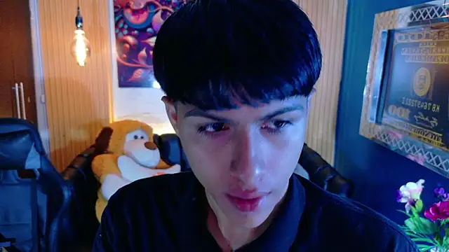 StormLuxX online show from March 20, 2026, 12:17 pm