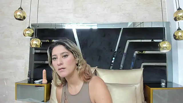 Snapshot of JulietaWales chatting on January 7, 2026, 11:26 am JulietaWales online show from January 7, 2026, 11:26 am