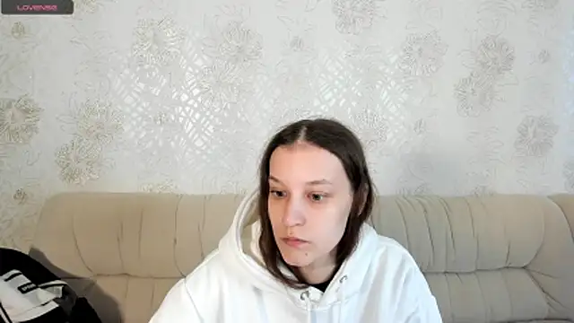 Snapshot of KrisDoeil chatting on May 7, 2026, 1:54 am KrisDoeil online show from May 7, 2026, 1:54 am