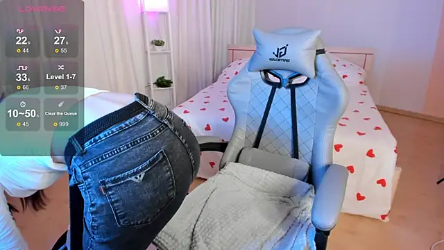 Snapshot of KrisDoeil chatting on April 6, 2026, 2:07 am KrisDoeil online show from April 6, 2026, 2:07 am