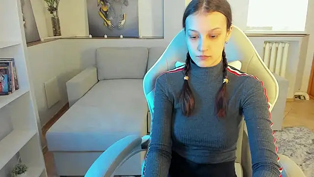 Snapshot of KrisDoeil chatting on March 31, 2026, 2:13 am KrisDoeil online show from March 31, 2026, 2:13 am