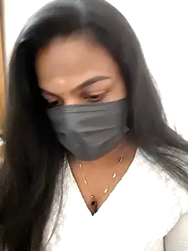 Snapshot of Tamil_Shara chatting on December 15, 2025, 4:13 pm Tamil Shara online show from December 15, 2025, 4:13 pm