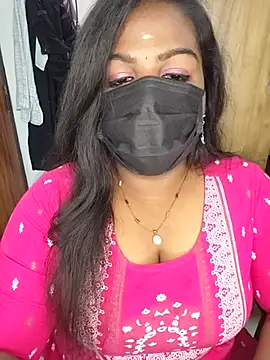 Snapshot of Tamil_Shara chatting on July 10, 2026, 10:26 am Tamil Shara online show from July 10, 2026, 10:26 am