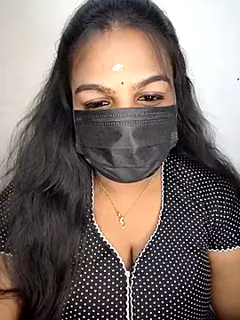 Snapshot of Tamil_Shara chatting on February 19, 2026, 5:32 pm Tamil Shara online show from February 19, 2026, 5:32 pm