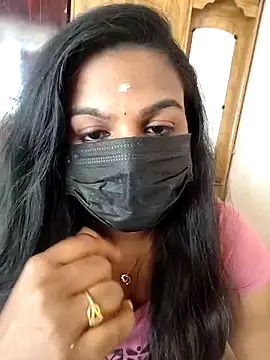 Snapshot of Tamil_Shara chatting on February 4, 2026, 9:15 am Tamil Shara online show from February 4, 2026, 9:15 am