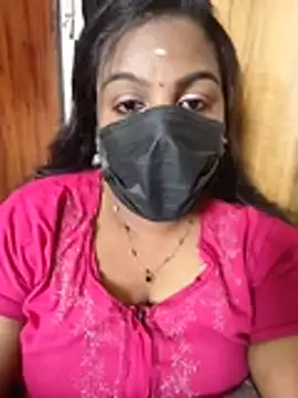 Snapshot of Tamil_Shara chatting on July 9, 2026, 9:43 am Tamil Shara online show from July 9, 2026, 9:43 am