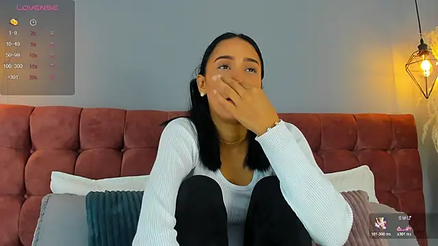 Snapshot of Samantha_luv_ chatting on January 13, 2026, 2:37 am Samantha luv online show from January 13, 2026, 2:37 am