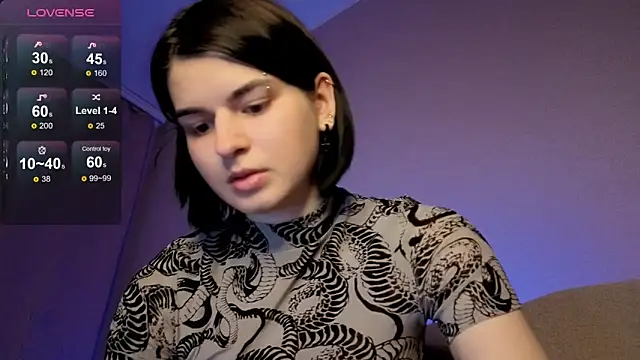 Snapshot of lololozhechka chatting on April 22, 2026, 7:20 pm lololozhechka online show from April 22, 2026, 7:20 pm