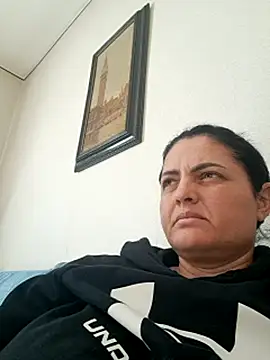 Snapshot of gini92 chatting on February 13, 2026, 8:58 am gini92 online show from February 13, 2026, 8:58 am