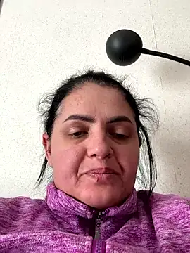 Snapshot of gini92 chatting on January 12, 2026, 11:17 am gini92 online show from January 12, 2026, 11:17 am