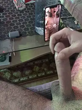 Snapshot of Ghost-Zero chatting on January 6, 2026, 3:16 pm Ghost-Zero online show from January 6, 2026, 3:16 pm