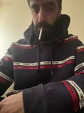 Snapshot of Ghost-Zero chatting on April 5, 2026, 3:19 pm Ghost-Zero online show from April 5, 2026, 3:19 pm