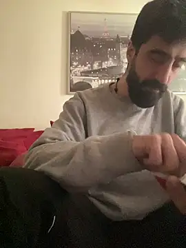 Snapshot of Ghost-Zero chatting on April 1, 2026, 11:44 am Ghost-Zero online show from April 1, 2026, 11:44 am