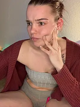 LoreenKinky online show from February 19, 2026, 7:11 pm