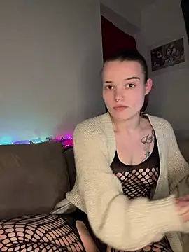 LoreenKinky online show from February 24, 2026, 7:26 pm