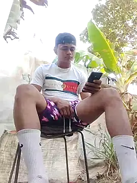 youngboypiss online show from February 28, 2026, 11:43 am