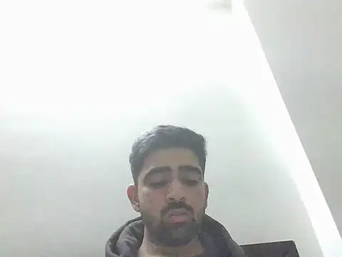 Snapshot of Jahaan2243 chatting on December 15, 2025, 2:56 pm Jahaan2243 online show from December 15, 2025, 2:56 pm