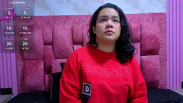 ValeryMorales online show from March 25, 2026, 7:24 pm