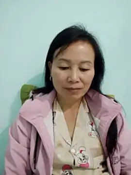 Snapshot of Lili-123k chatting on December 15, 2025, 11:38 am Lili-123k online show from December 15, 2025, 11:38 am