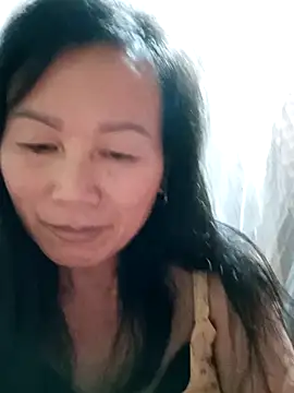 Snapshot of Lili-123k chatting on December 5, 2025, 6:12 am Lili-123k online show from December 5, 2025, 6:12 am