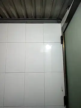 felicity chloe online show from April 13, 2026, 11:25 am