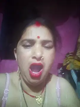 Snapshot of Your-shreya143 chatting on April 20, 2026, 10:00 pm Your-shreya143 online show from April 20, 2026, 10:00 pm