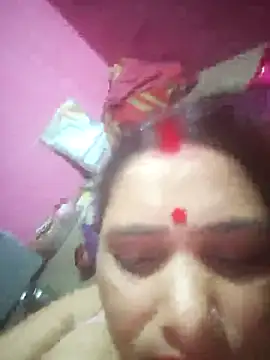 Snapshot of Your-shreya143 chatting on April 26, 2026, 10:07 pm Your-shreya143 online show from April 26, 2026, 10:07 pm