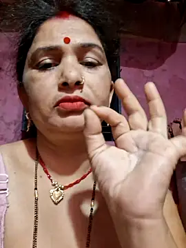 Snapshot of Your-shreya143 chatting on May 14, 2026, 7:22 pm Your-shreya143 online show from May 14, 2026, 7:22 pm