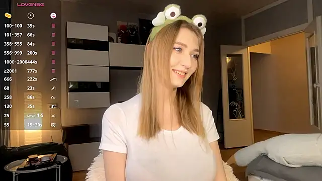 AveryBerkson online show from February 18, 2026, 4:43 am