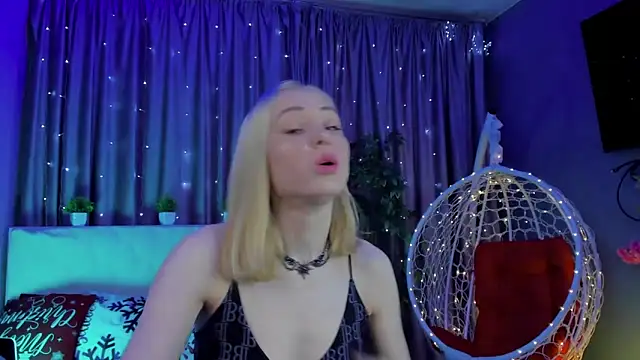 Gina Gina love online show from March 3, 2026, 1:34 am