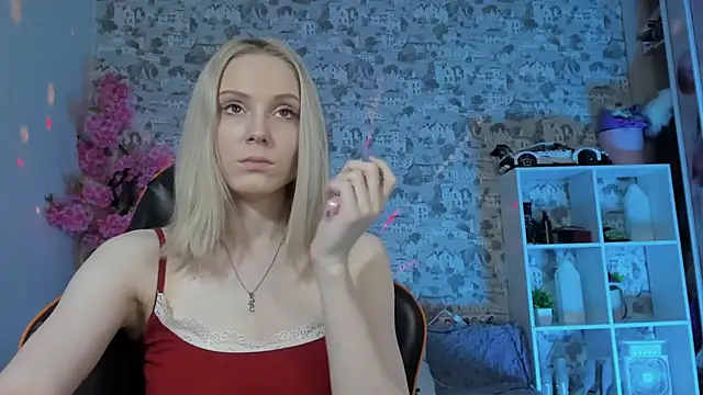 Snapshot of Gina_Gina_love chatting on May 1, 2026, 1:10 am Gina Gina love online show from May 1, 2026, 1:10 am