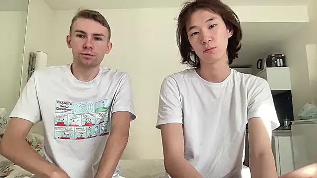 Snapshot of mike_johny1 chatting on December 5, 2025, 10:36 am mike johny1 online show from December 5, 2025, 10:36 am