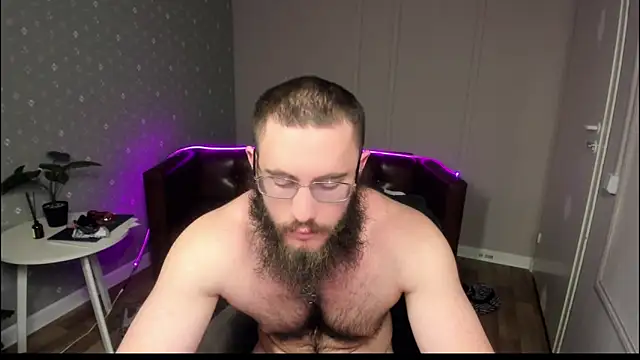 Snapshot of Ant_Power chatting on December 13, 2025, 8:59 pm Ant Power online show from December 13, 2025, 8:59 pm