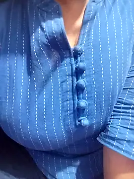 hottyrose69 online show from February 23, 2026, 7:20 am