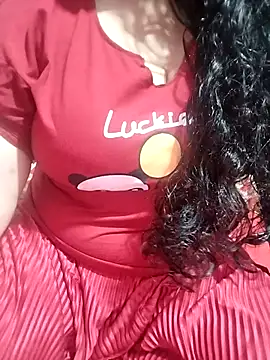 hottyrose69 online show from April 2, 2026, 2:35 pm