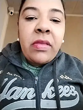 Carameloswing1 online show from December 19, 2025, 11:34 am