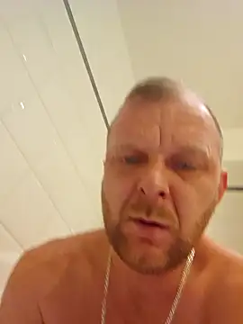 Snapshot of maaly1983 chatting on December 3, 2025, 6:14 am maaly1983 online show from December 3, 2025, 6:14 am