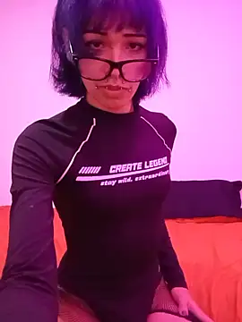 Snapshot of Trixxy_trans chatting on December 2, 2025, 3:47 pm Trixxy trans online show from December 2, 2025, 3:47 pm