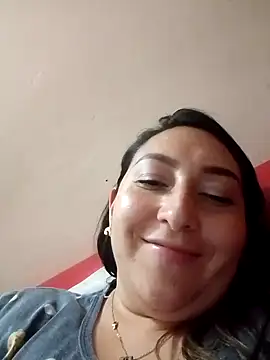 Snapshot of Valeria_montana_ chatting on February 5, 2026, 12:39 am Valeria montana online show from February 5, 2026, 12:39 am