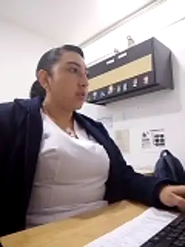 Snapshot of Valeria_montana_ chatting on February 10, 2026, 12:04 pm Valeria montana online show from February 10, 2026, 12:04 pm